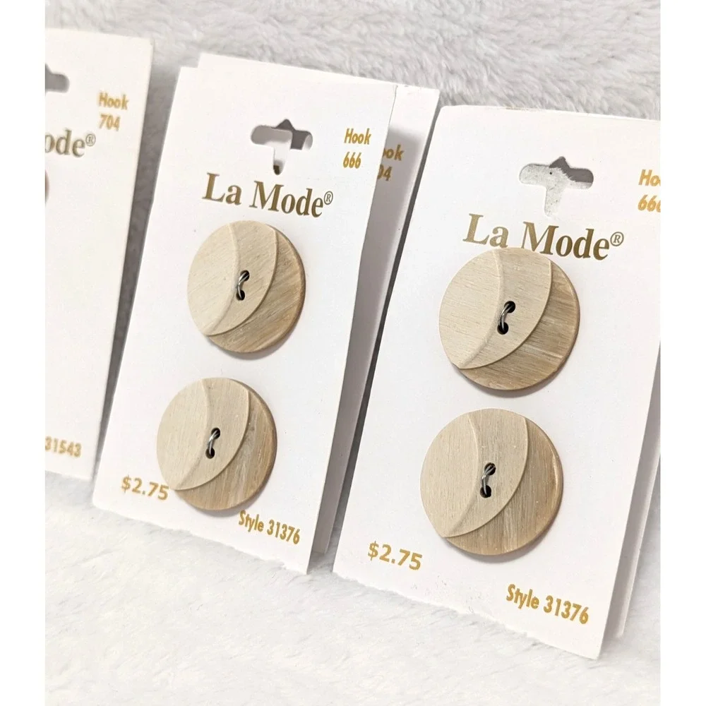 La Mode Buttons Lot 16pc Gold Iridescent & Layered Concentric Sewing Craft VTG